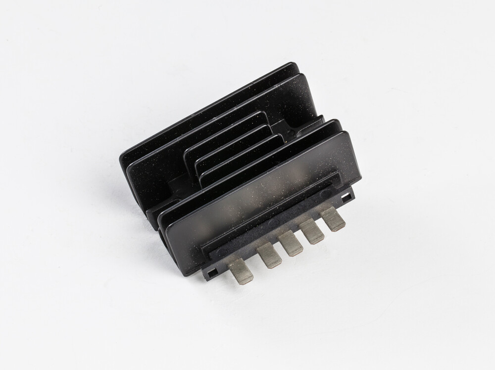 RICKS REGULATOR / RECTIFIER