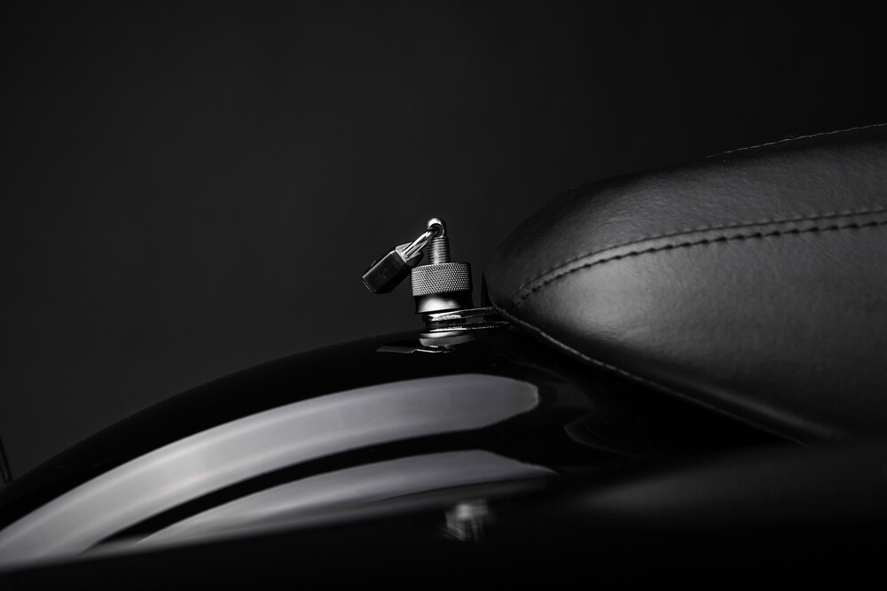 SANTORO FABWORX SEAT HELMET LOCK BLACK