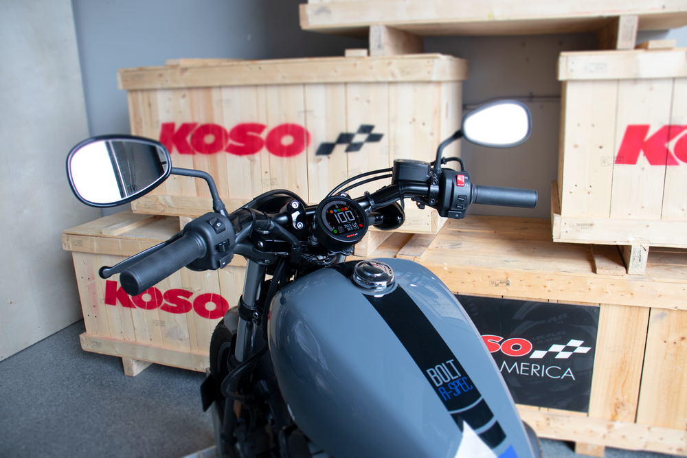 KOSO DL-04B SPEEDO BLACK YAM