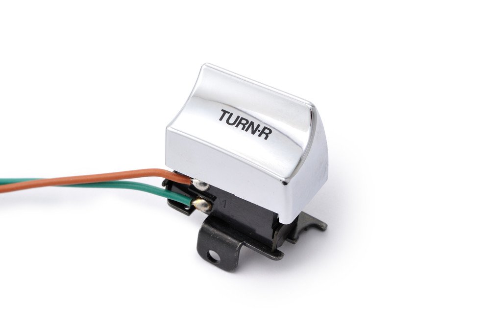 HARDDRIVE RIGHT TURN SIGNAL SWITCH ASSY CHROME 82-95
