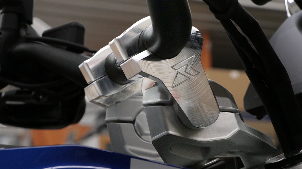 ROX PIVOTING BAR RISER 2.4IN SILVER BMW