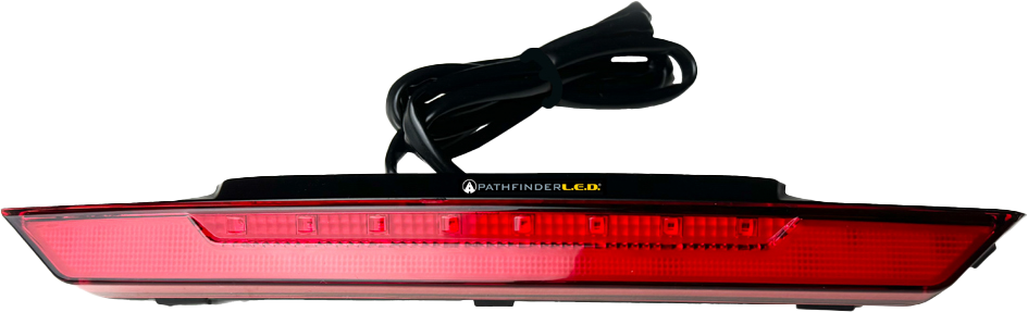 PATHFINDER TAIL LIGHT/FLASH BRAKE LIGHT RED LENS HON