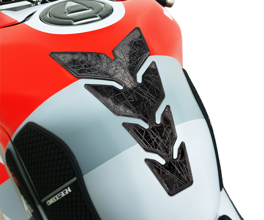 ULTRA-THIN TANK PAD SCRATCHES BLACK