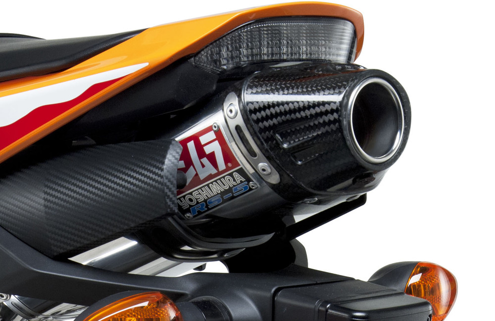 YOSHIMURA EXHAUST STREET RS-5 SLIP-ON SS-SS-CF