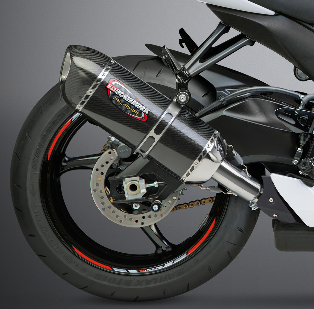 YOSHIMURA EXHAUST SIGNATURE ALPHA SLIP-ON SS-CF-CF