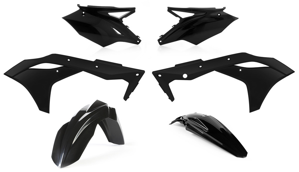 PLASTIC KIT BLACK