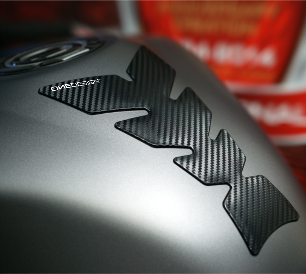 ONE EMBLEMS TANKPAD SOFT TOUCH MATTE CARBON LOOK