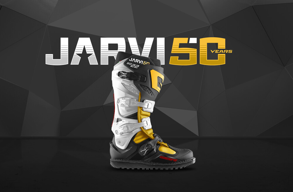 SG22 LE BOOTS  JARVIS 50TH ANNIVERSARY 11