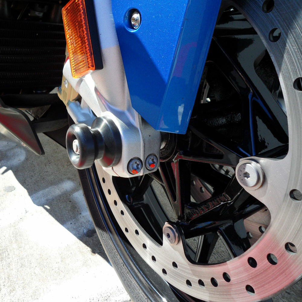 FRONT AXLE SLIDERS BLACK