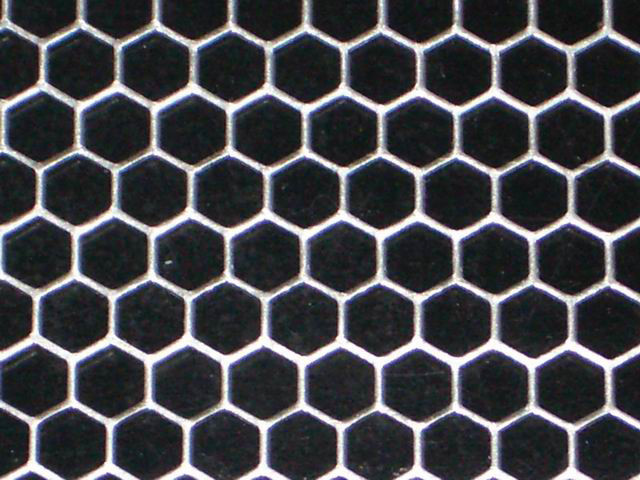 HELIX ALUMINUM MESH SHEET 18" X 18" HONEYCOMB