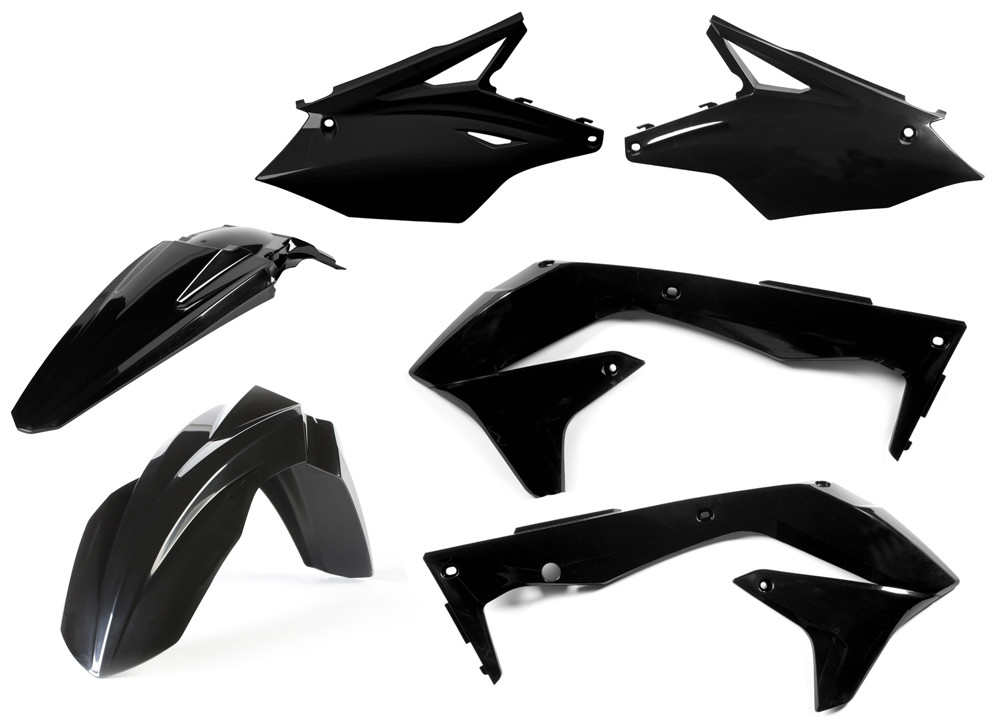 PLASTIC KIT BLACK