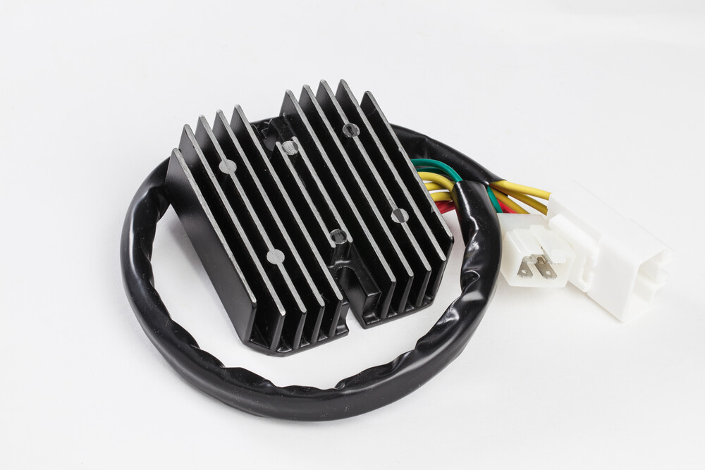 REGULATOR / RECTIFIER