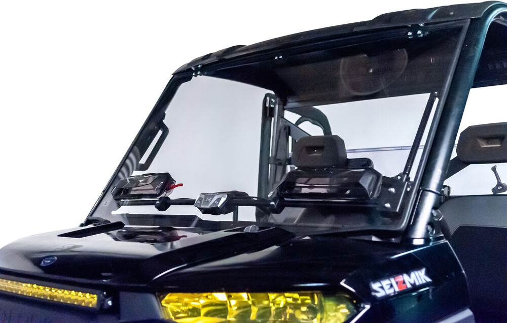 SEIZMIK FLIP UP WINDSHIELD KIT POL PRO FIT