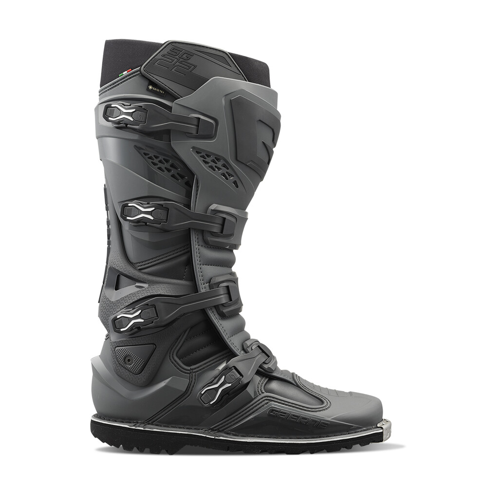 SG22 GORE-TEX ENDURO BOOTS BATTLESHIP SZ 10