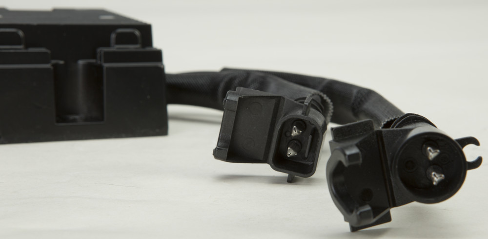 HARDDRIVE REGULATOR BLACK XL `09-13 OEM 74711-08