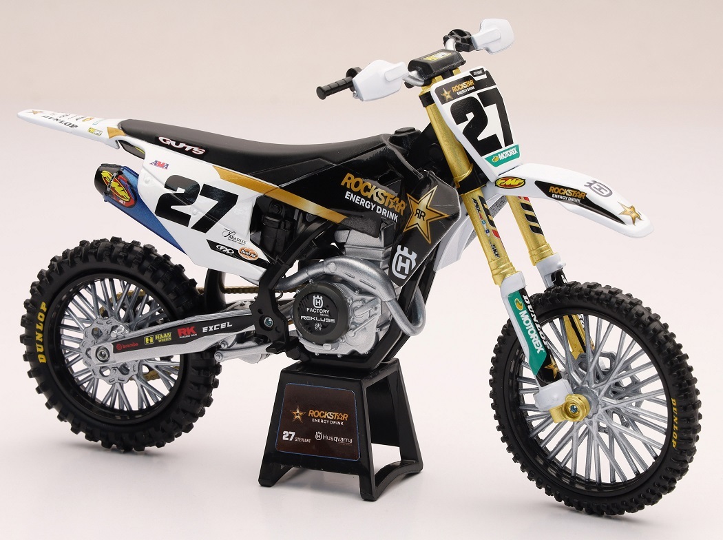 NEW-RAY Rockstar Husqvarna Team Replica - View 1