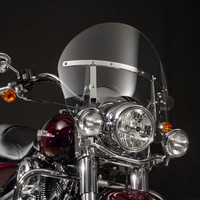NATIONAL CYCLE Switchblade Chopped Windshield