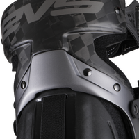 EVS Axis Pro Knee Brace