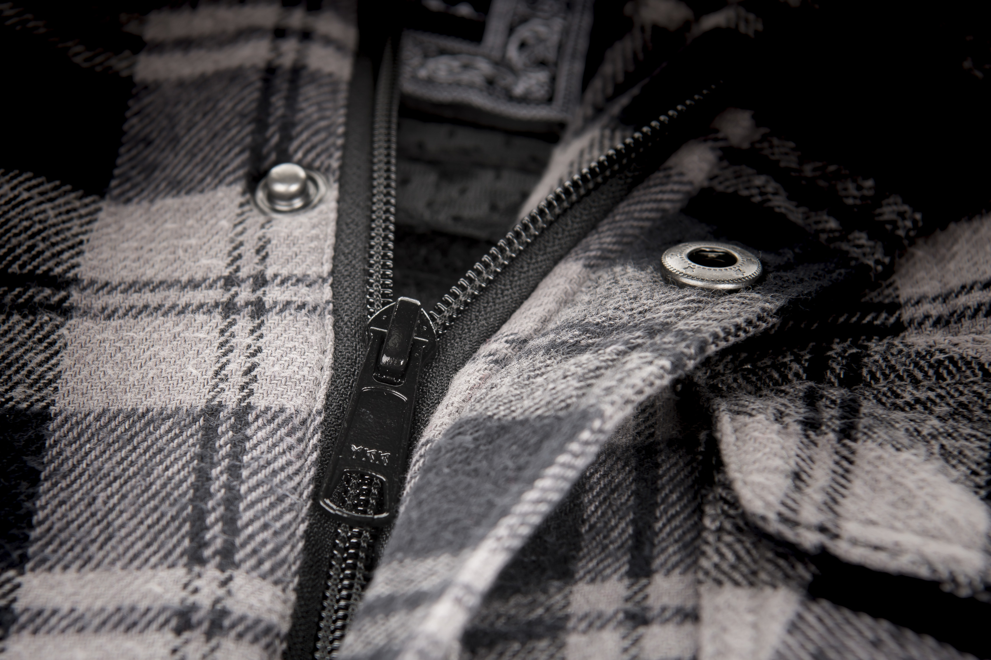 YKK zipper on the black and grey Marksman Flannel