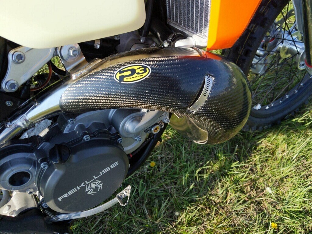 Carbon Fiber Pipe Guard