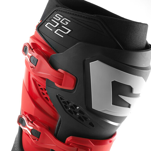 GAERNE FA25 SG-22 Gore-Tek Boots