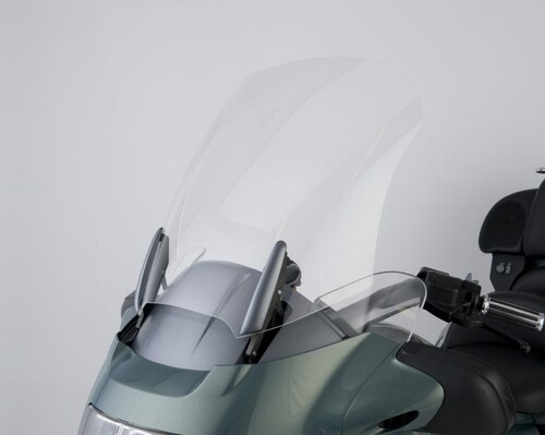 SLIPSTREAMER Windshield Replacement