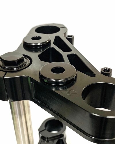 PRO ONE Handlebar Riser Damper Kit