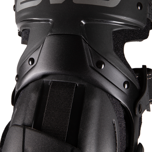 EVS Axis Sport Knee Braces (Pair)