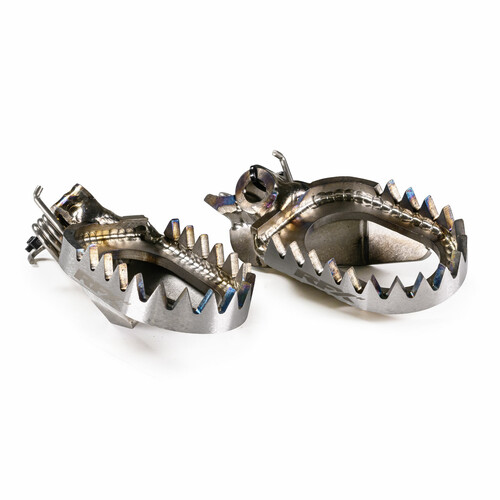 RFX PRO SERIES FACTORY TITANIUM FOOTPEGS