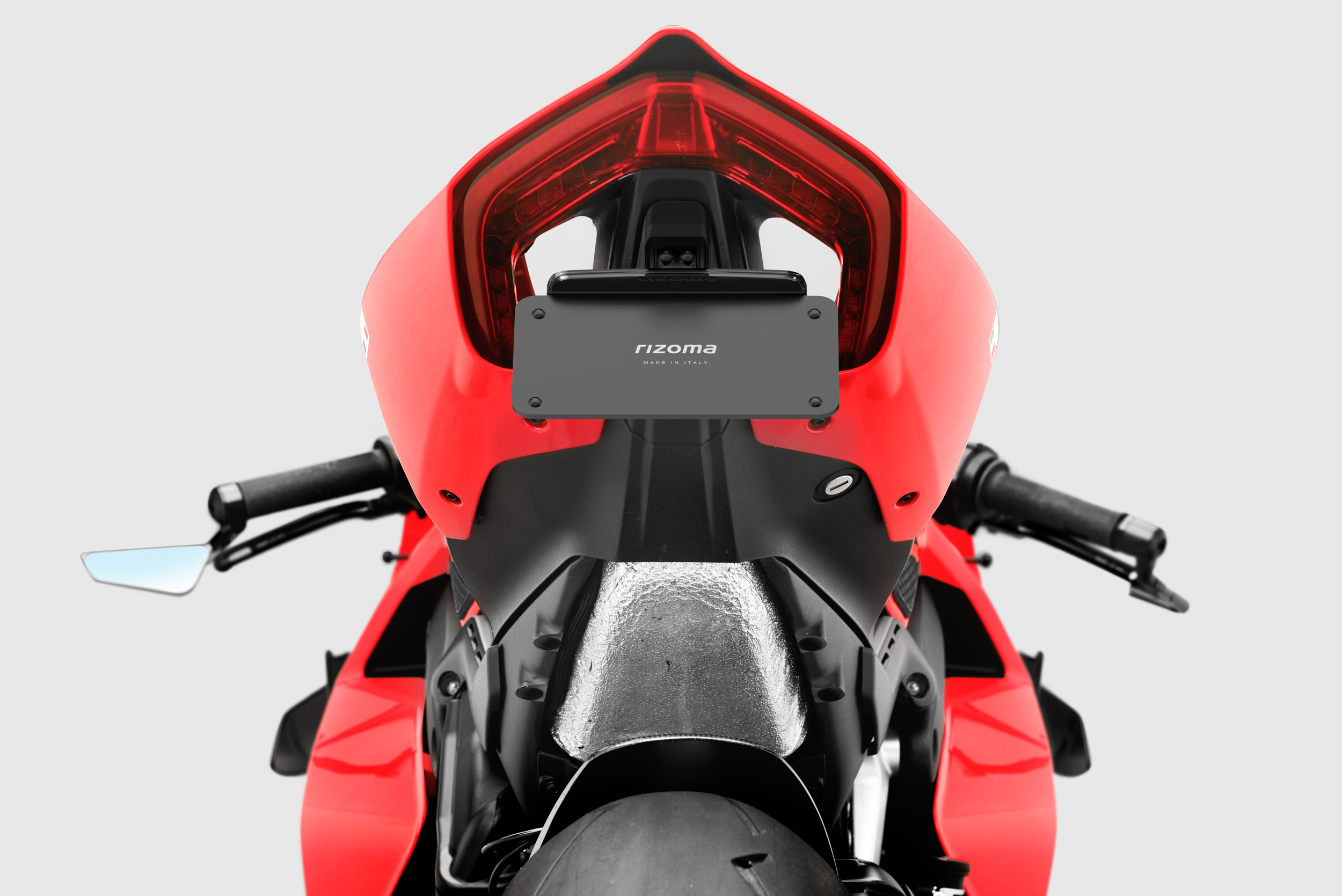 RIZOMA Flat-Out Fender Eliminator - View 1