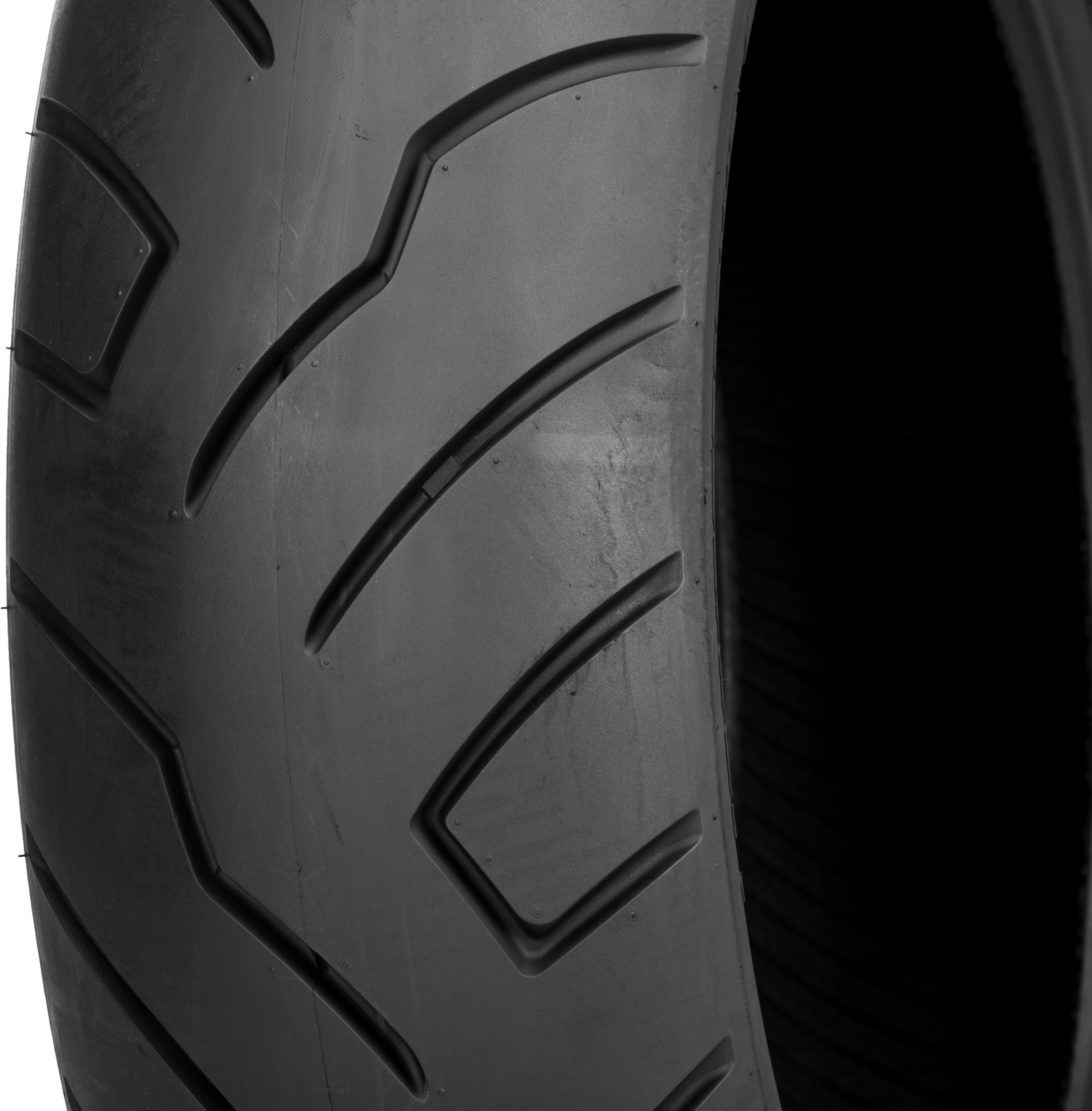 SR 999 Long Haul Black Wall Tire