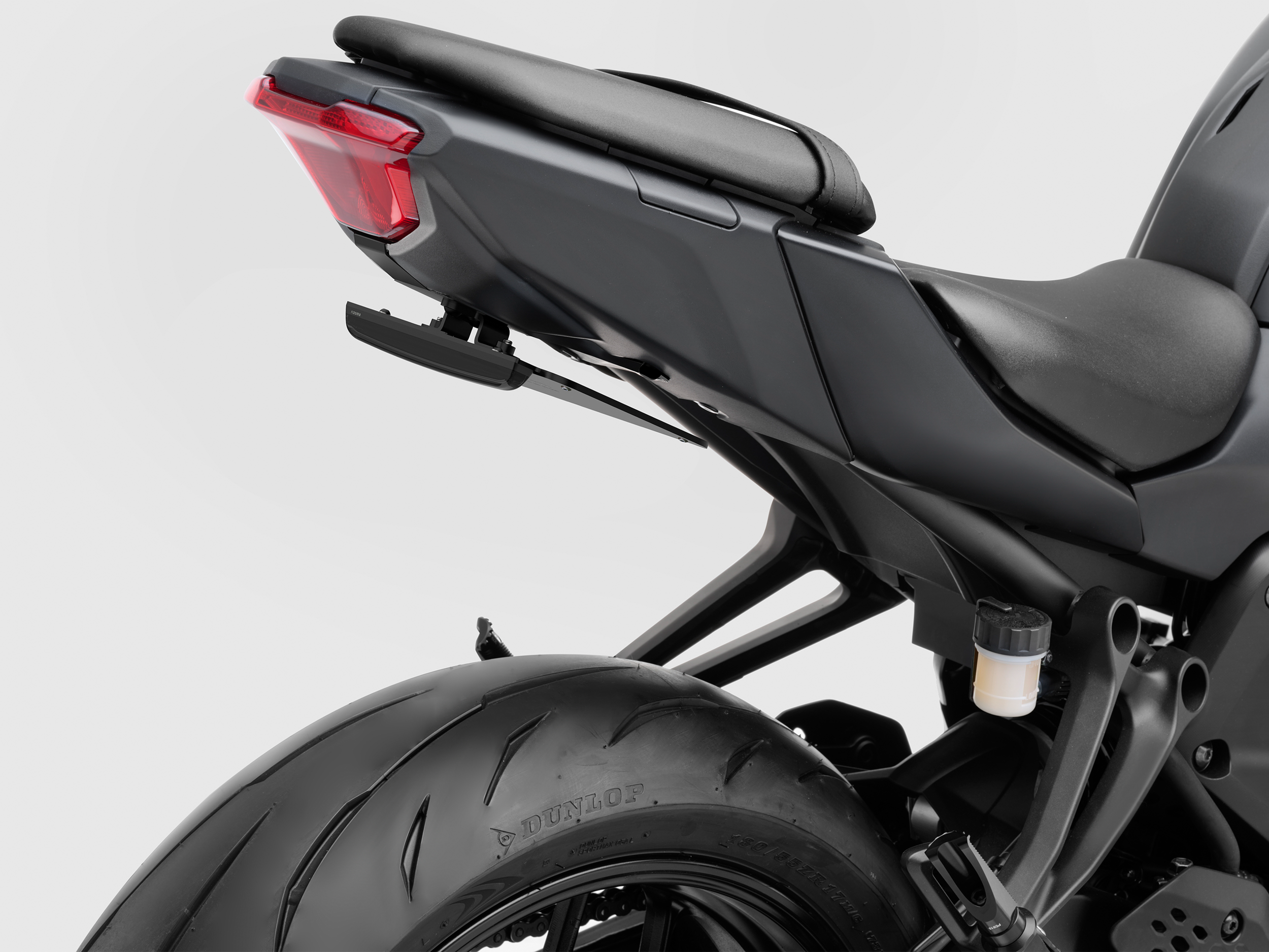 Flat-Out Fender Eliminator