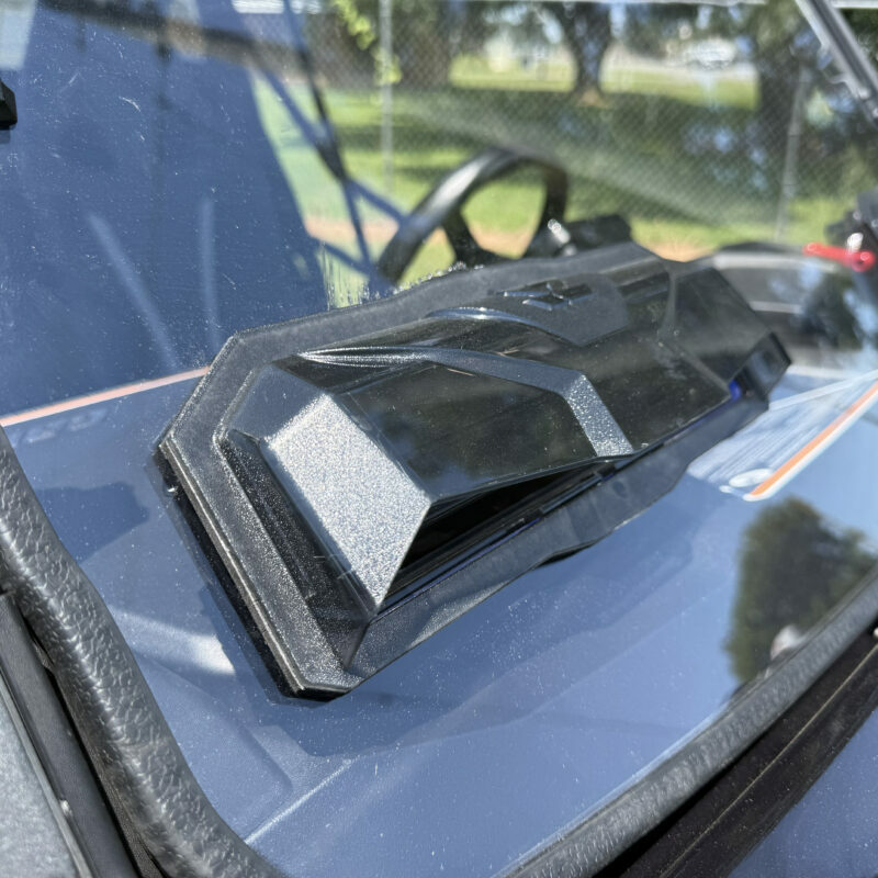 VERSA VENT TOOLLESS WINDSHIELDS