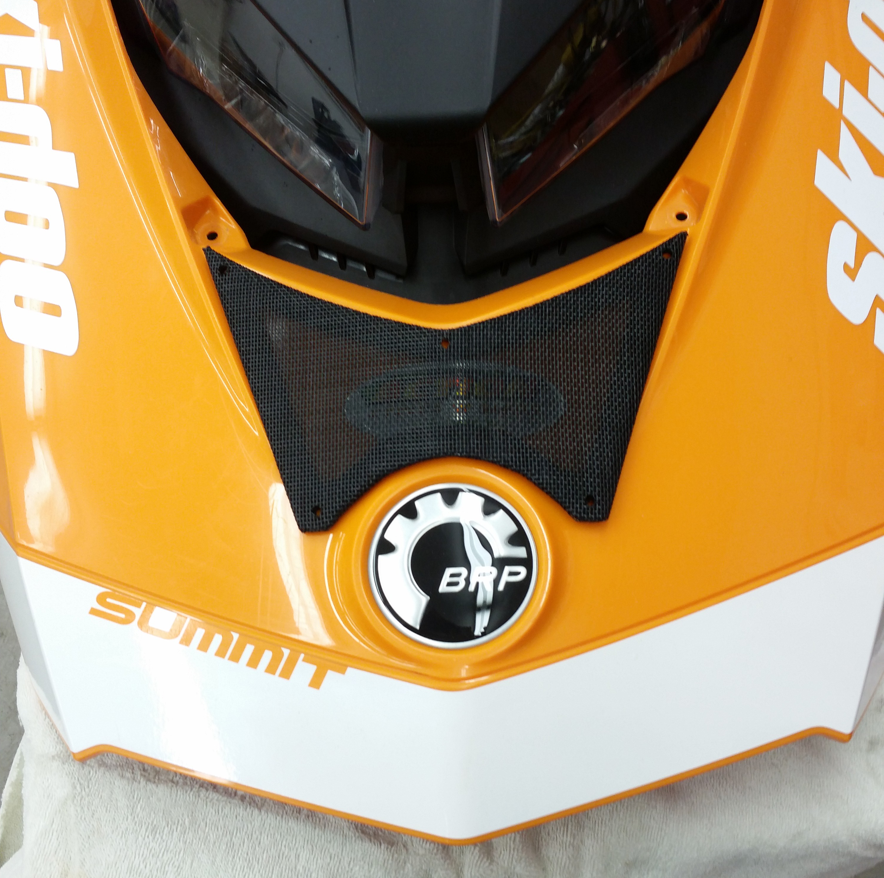 2 COOL Ea/ 2Cool Vent S-D Gen4 Front Hood Vent - View 1