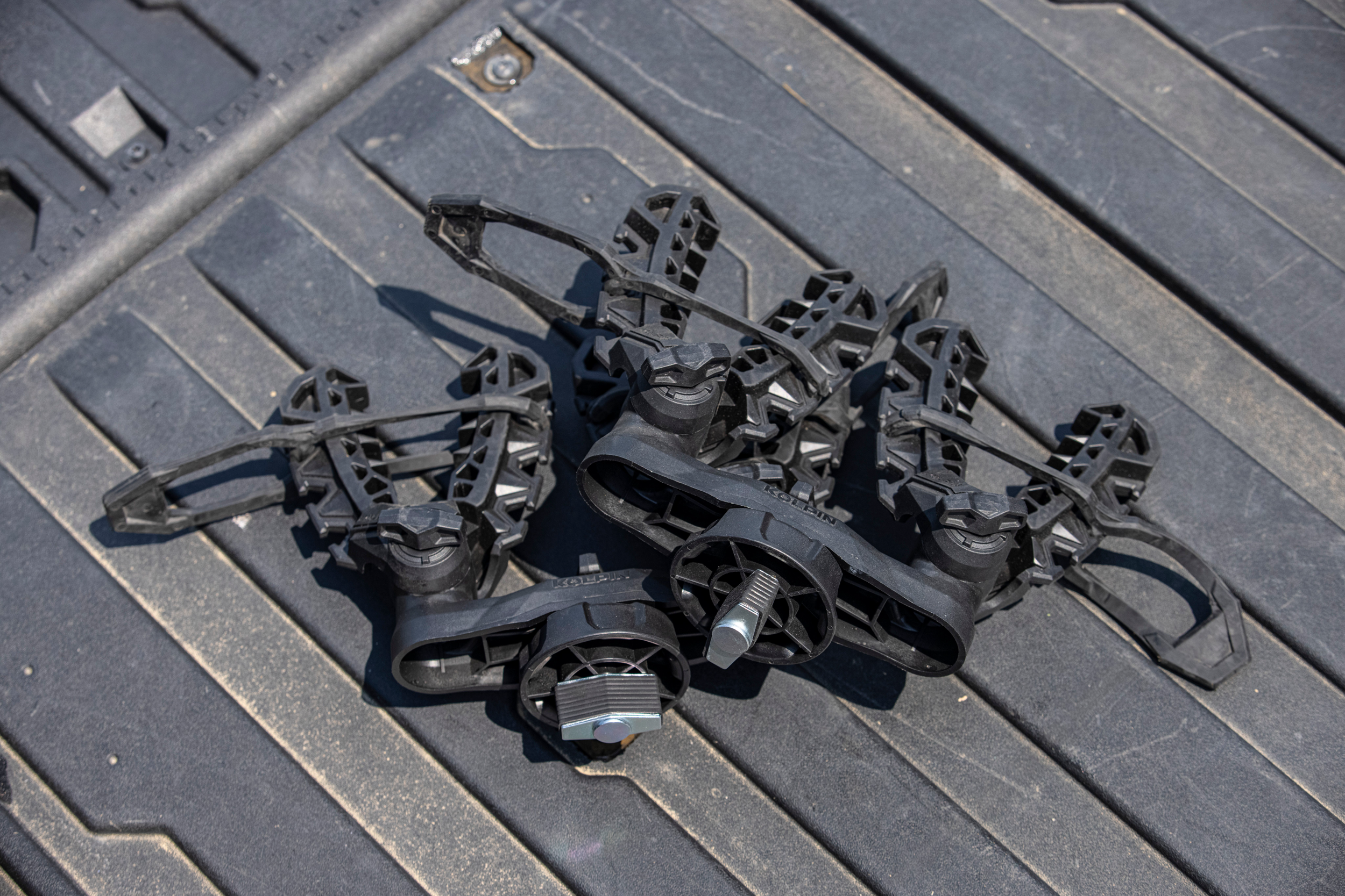 KXP Rhino XLR Grips