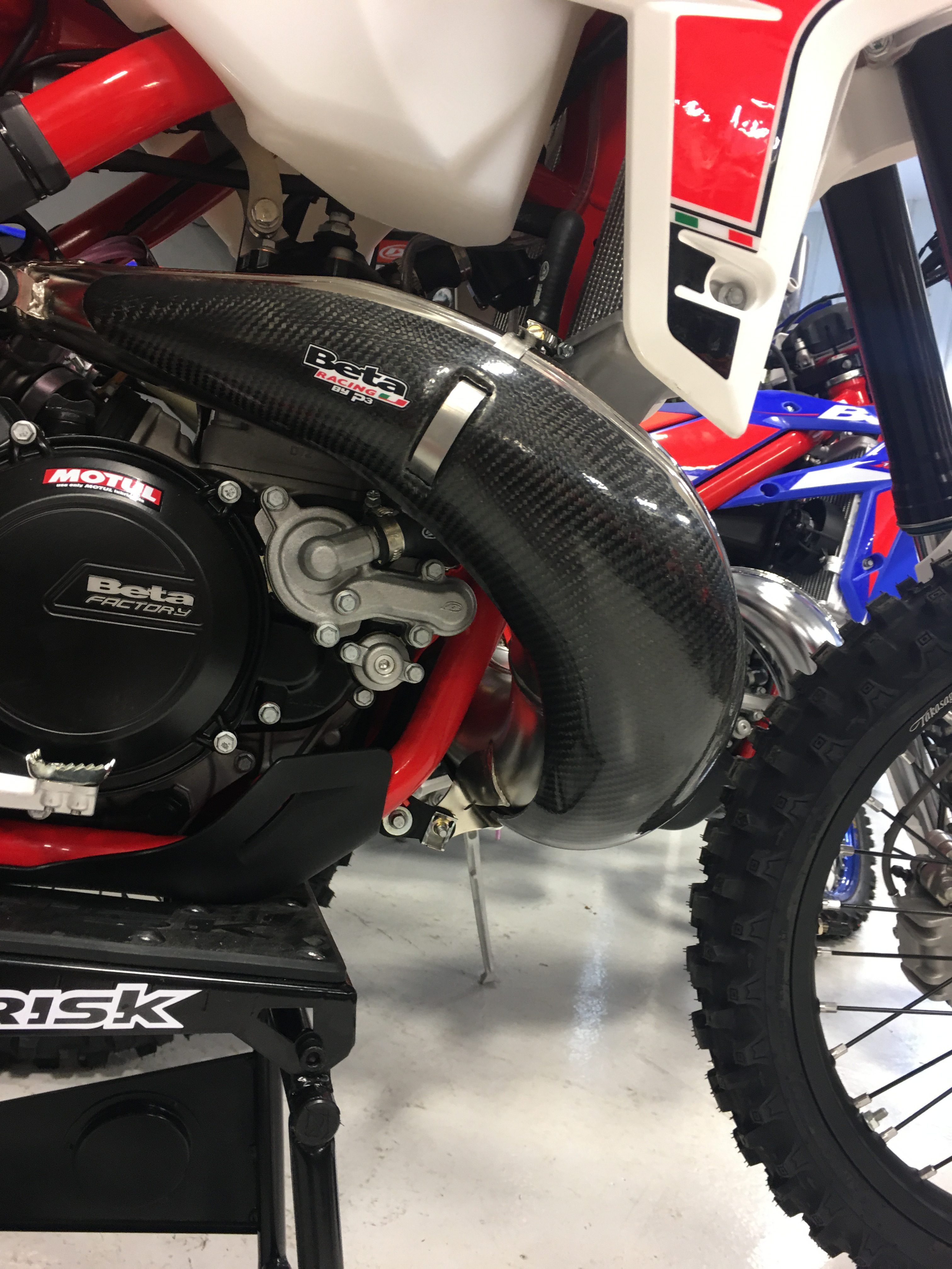 Carbon Fiber Pipe Guard