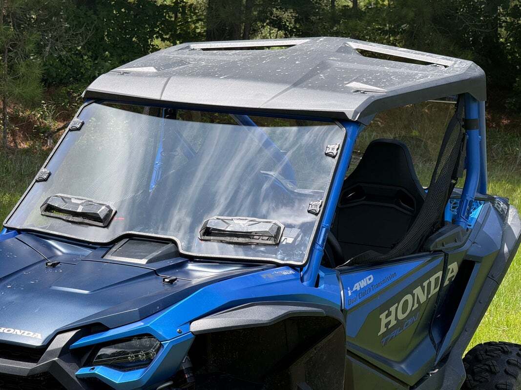 VERSA VENT TOOLLESS WINDSHIELDS