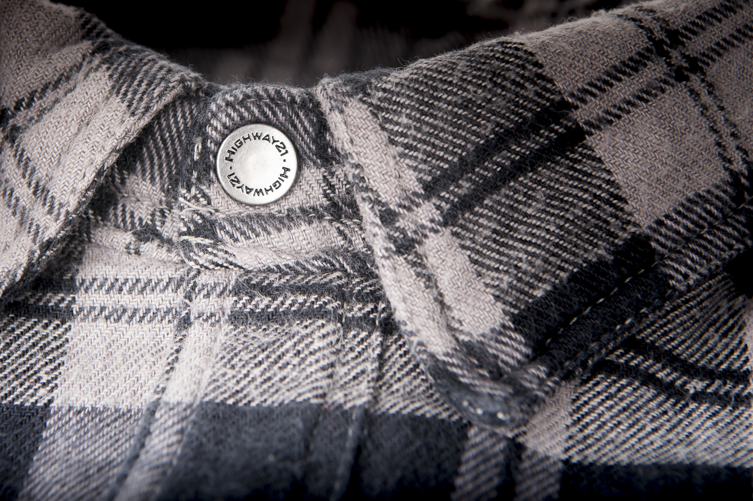 Collar detail on the black and grey Marksman Flannel