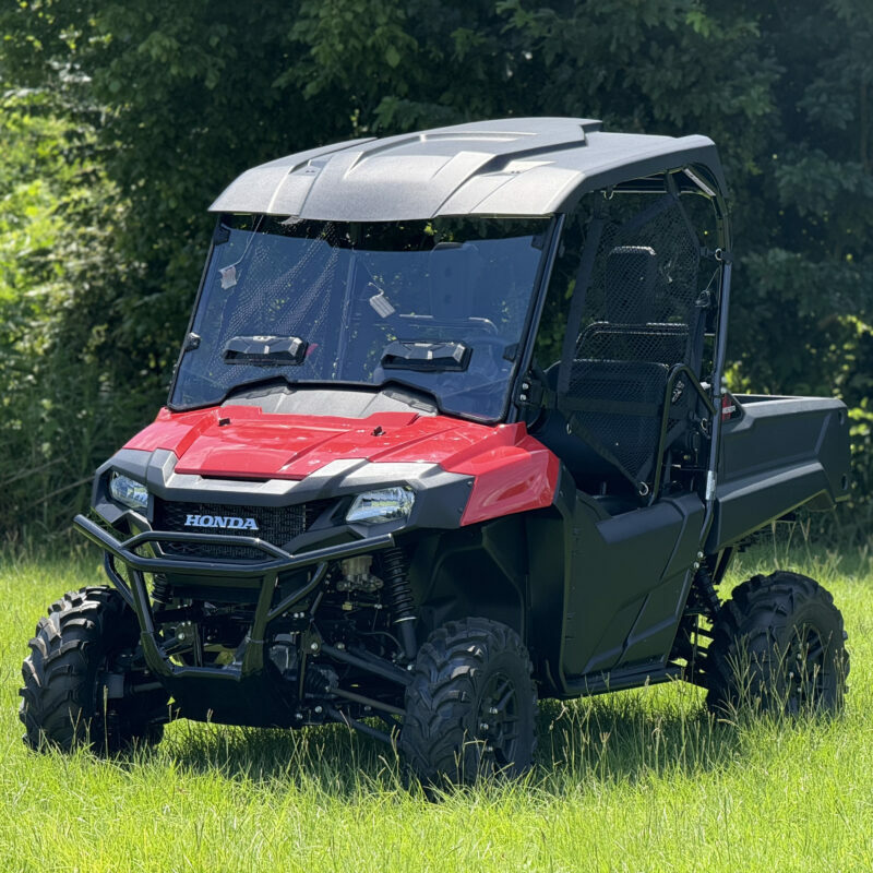 VERSA VENT TOOLLESS WINDSHIELDS